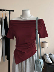 Assymetrical Off-Shoulder